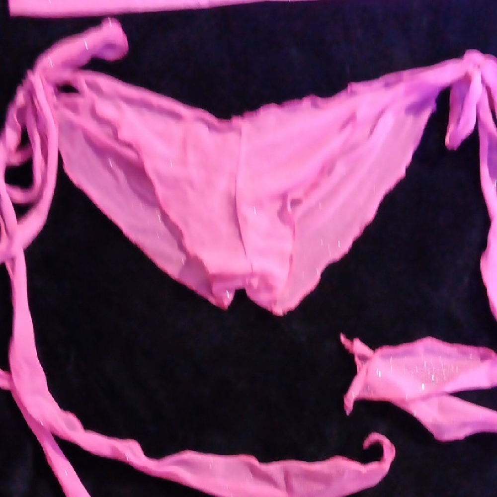 Pink Bikini Set - Picture 3 of 8